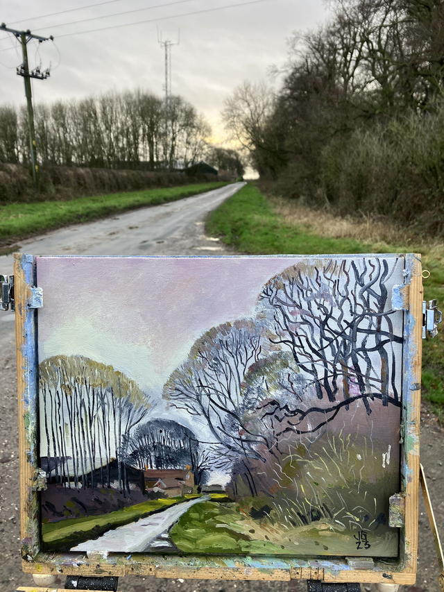 Approaching Goodmanham Wold Farm, East Yorkshire.