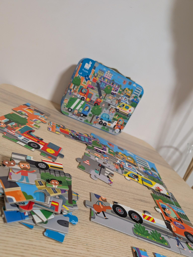 Puzzle City JANOD - Prix neuf : 18.99 euros