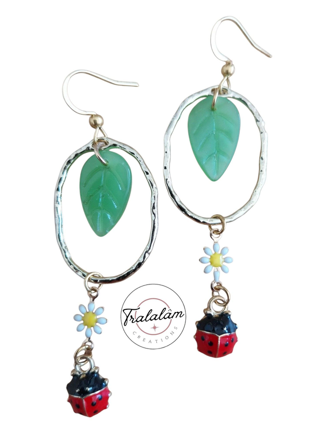 ✨Boucles d'oreilles printanière ovales✨(147BO)