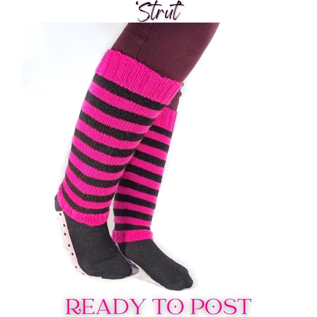Leg warmers, fuschia and black-STRUT