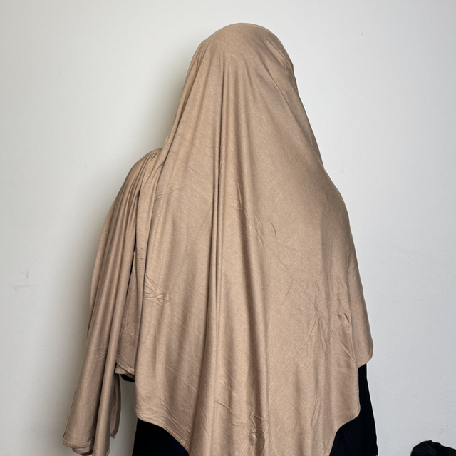 dark nude (jersey hijab)