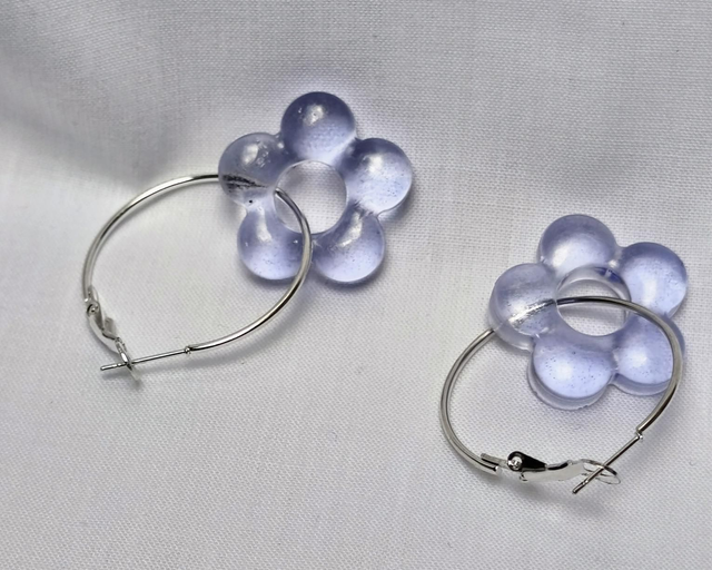 Créoles fleur violet 