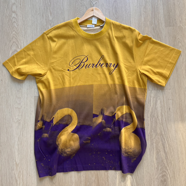Burberry T-Shirt Yellow Size XXL - NEW