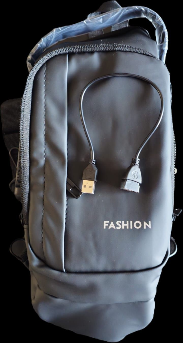 SAC SLIDER COTE NOIR GRISE HERMETIQUE PVC AVEC PRISE USB