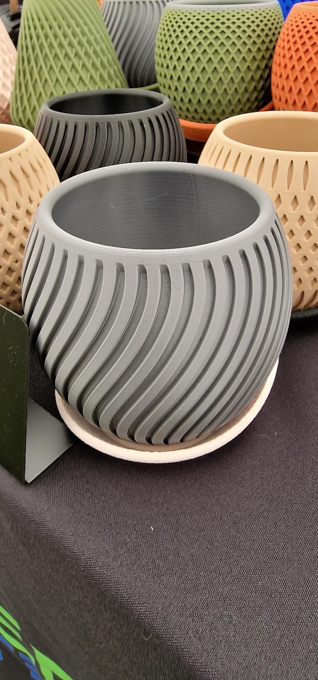 Wavy Planter