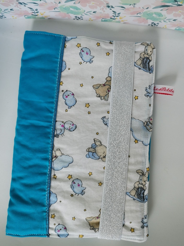 Protège carnet de santé - Dans les nuages