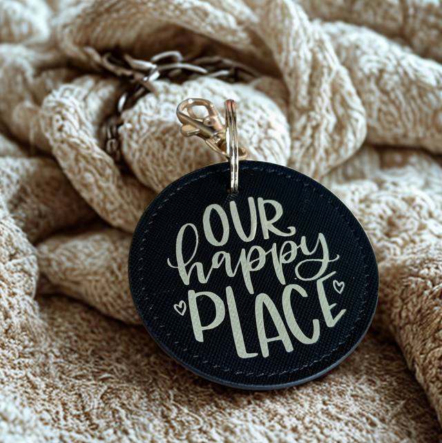 Hervé le porte-clés : rond - Our happy place