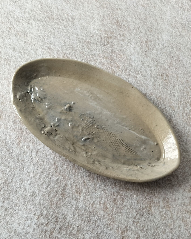 Plat ovale Spuma – Gris clair et bleu