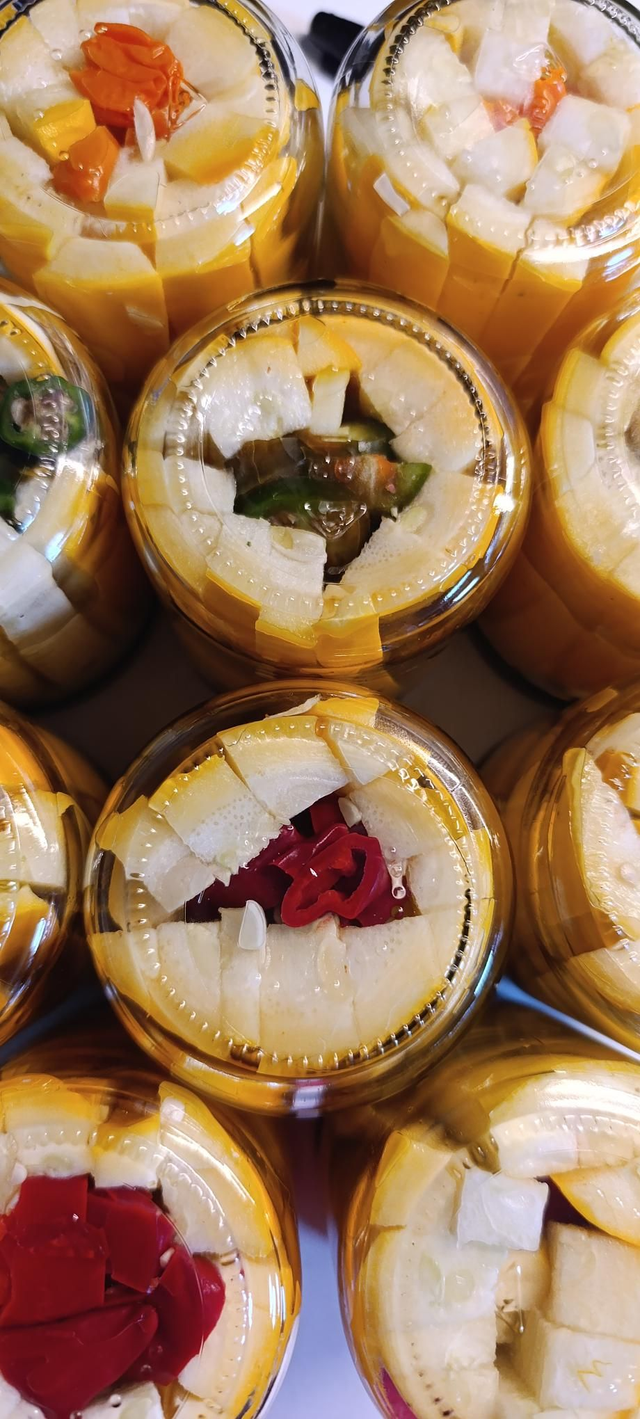 Pickles courgettes jaunes &amp; piments