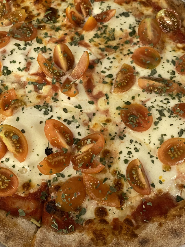 Pizza famiglia Caprese