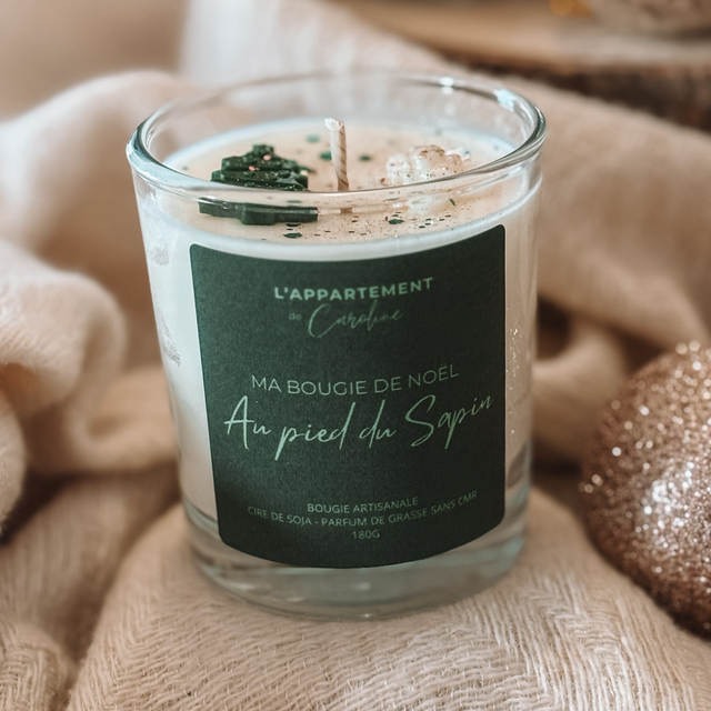 Bougie Au pied du Sapin
