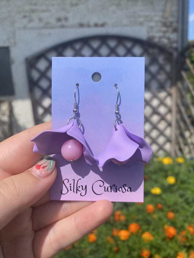 weeping flowers - LAST ONE