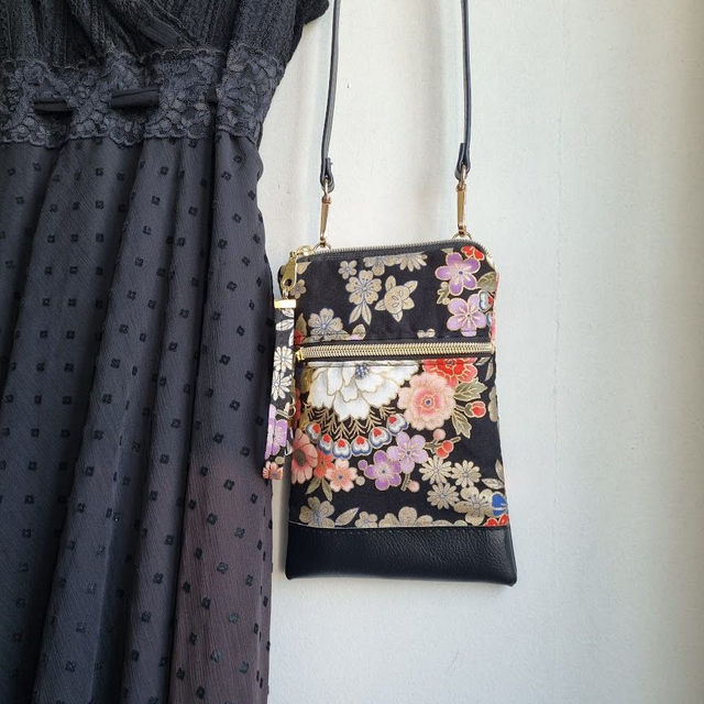 Mini-sac pour téléphone "Kanako" noir & simili cuir noir