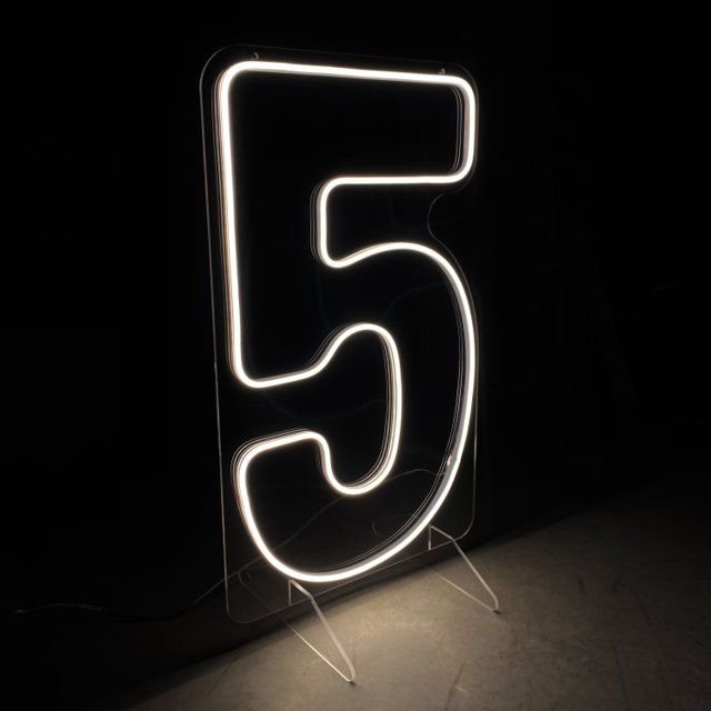 NÚMERO 5 LED (60 cm) - LOCAÇÃO