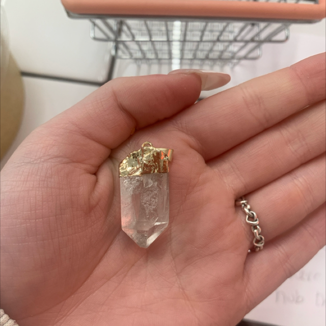Clear quartz point pendant 