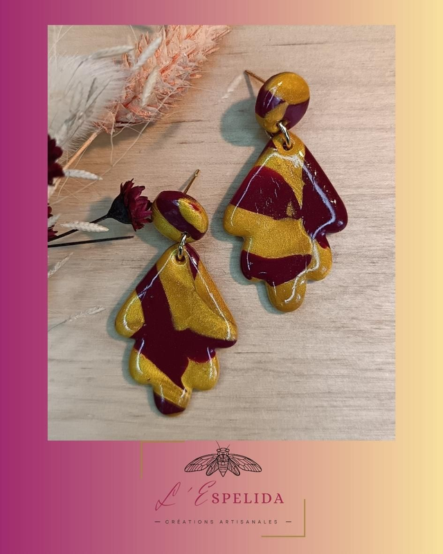 Plumes marrons et dorées 