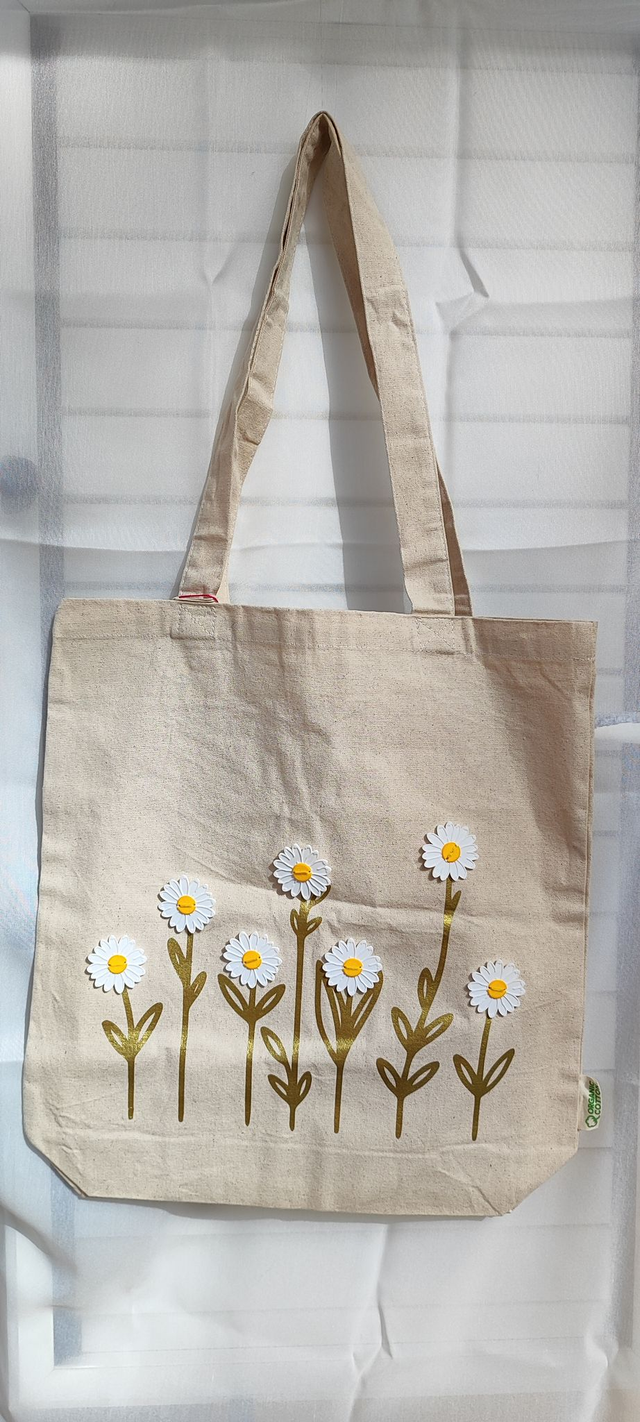 Tote Bag Algodón Orgánico "Delicadeza con Raíces" | Diseño Floral en Margaritas