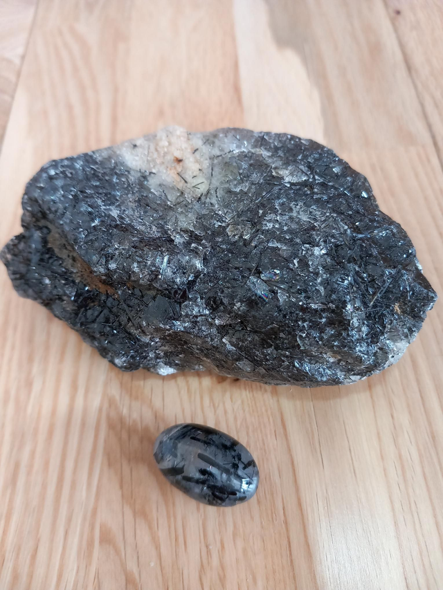 Tourmaline in Quartz