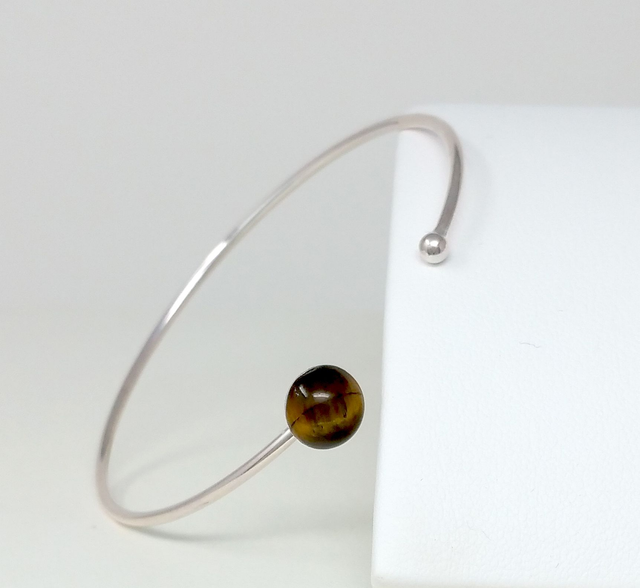 BRACELET AVEC CABOCHON OEIL DE TIGRE PLAQUE ARGENT FIN BJPAR0801