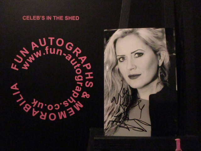 Nicole Faraday Authentic Autographed 6x4 Photograph (DD1)