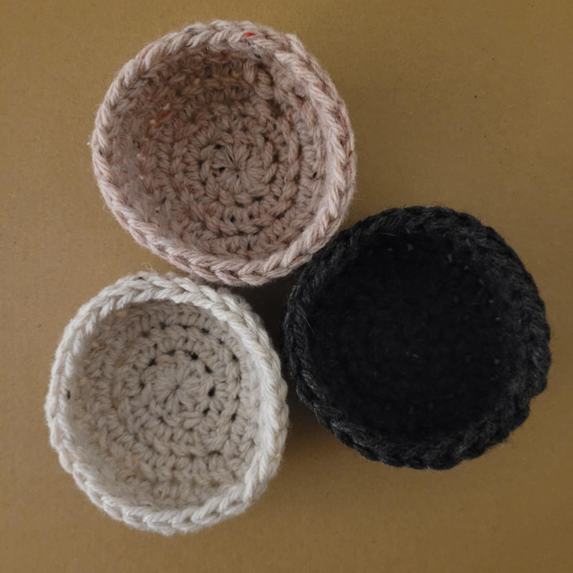 Schale aus Wolle, klein (ca. 5cm)