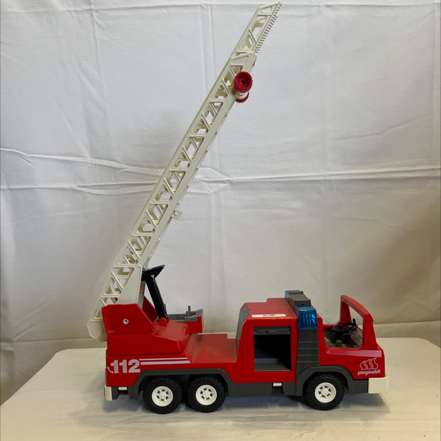 Jouet camion de pompiers playmobil (années 90)