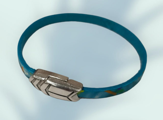 Bracelet fantaisie fermoir fleche aimanté 