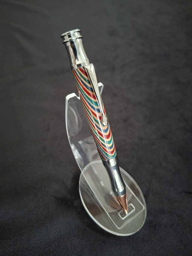 Stylo Twist en bois lamellé