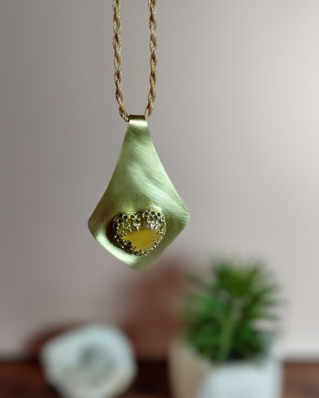 Collier cœur d&#039;Ambre