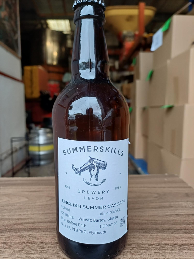 English Summer Cascade 4.0% ABV 500ml White Label