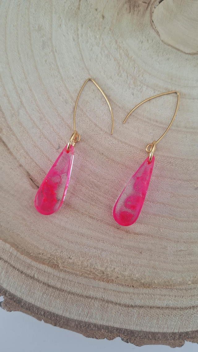 Boucles d&#039;oreilles gouttes roses