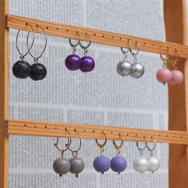 MINIMALIST PEARL DROP EARRINGS