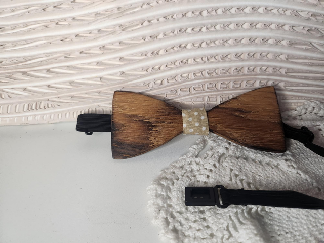 Noeud papillon en chêne effet brûlé 