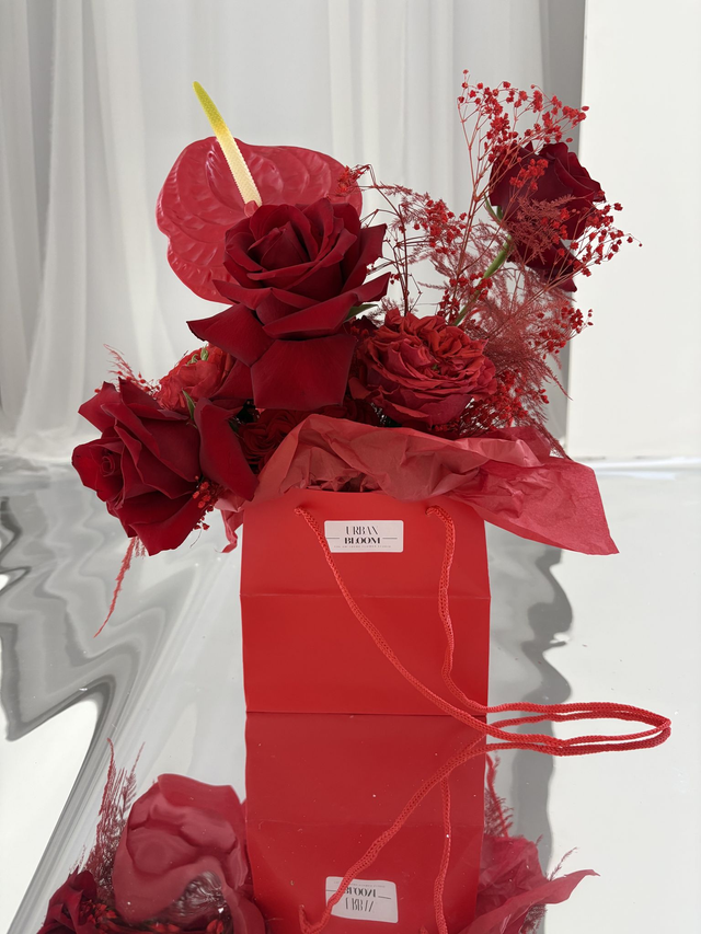 RED NO.1 . Valentine's Bouquet