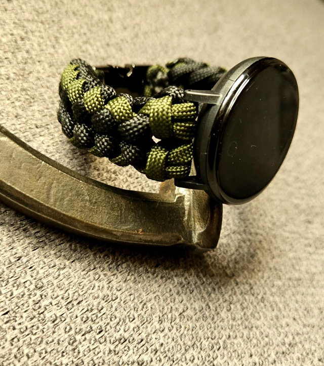 Bracelet montre paracorde 