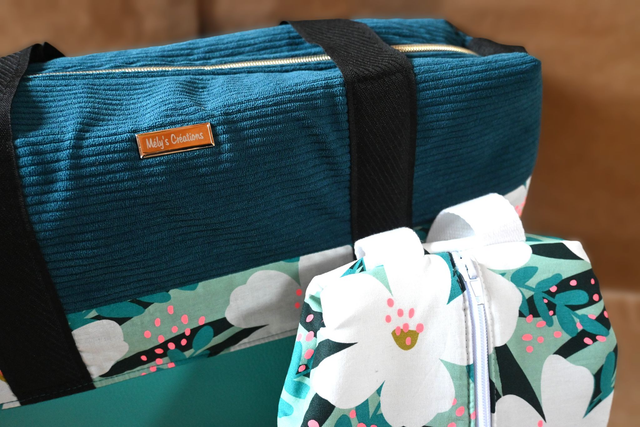 🌸 Tandem VOYAGE & VANITY ✨Duo idéal pour vos escapades ! 🧳✨