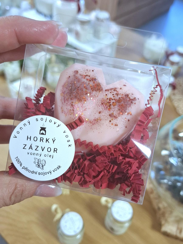 Horký zázvor Srdce - vonný sójový vosk