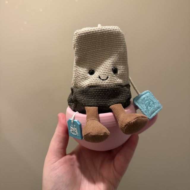 Steepy Teabag Teacup Seat Prop - PINK