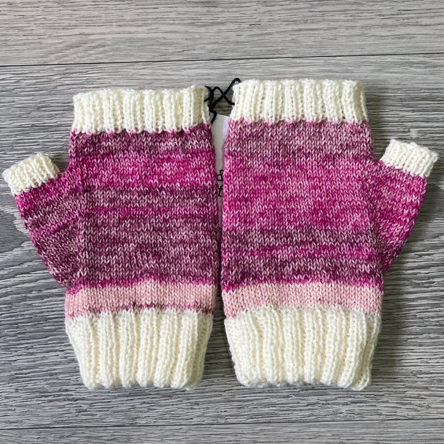 Hand-Knit Fingerless Mitts