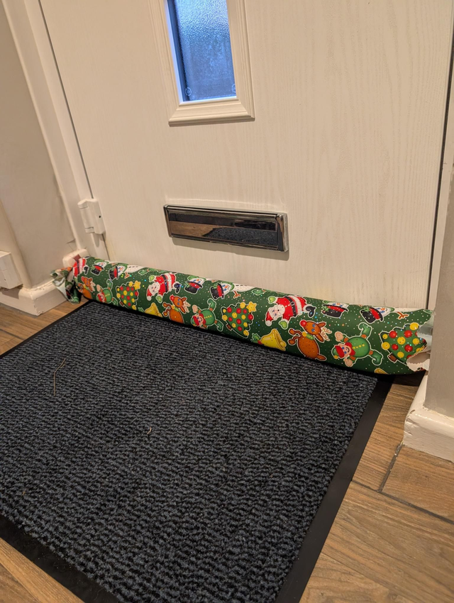 Christmas draft excluder