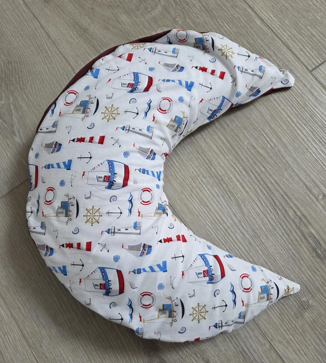 Wohlfühlkissen Mond " maritim hinterlegt bordeaux "