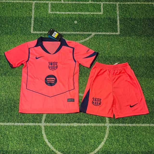 Conjunto camiseta + pantalón NIÑOS 3ª F.C Barcelona - 25-26