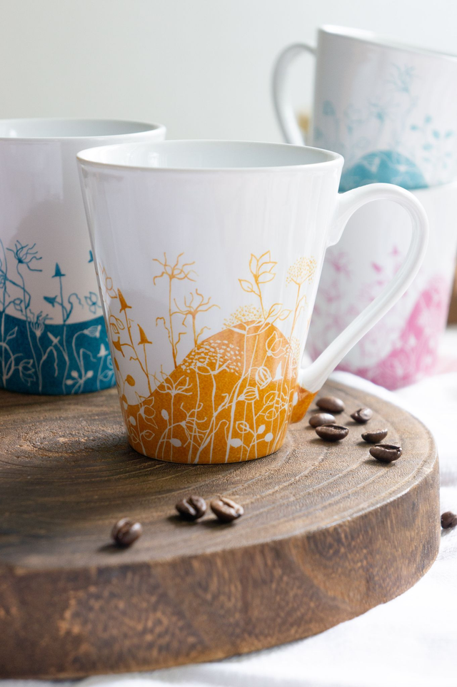 Mug tasse à café ou tasse à thé, en porcelaine, motif fleurs des champs finement peint à la main, idée cadeau anniversaire