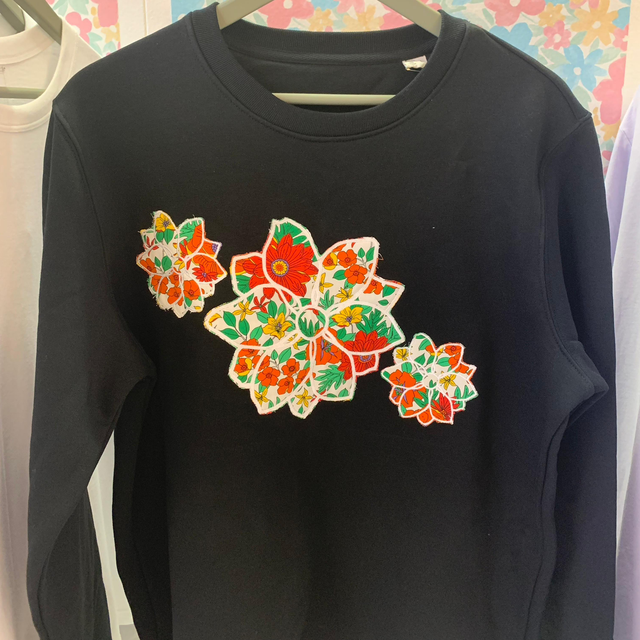 Pull Fleuri Taille L