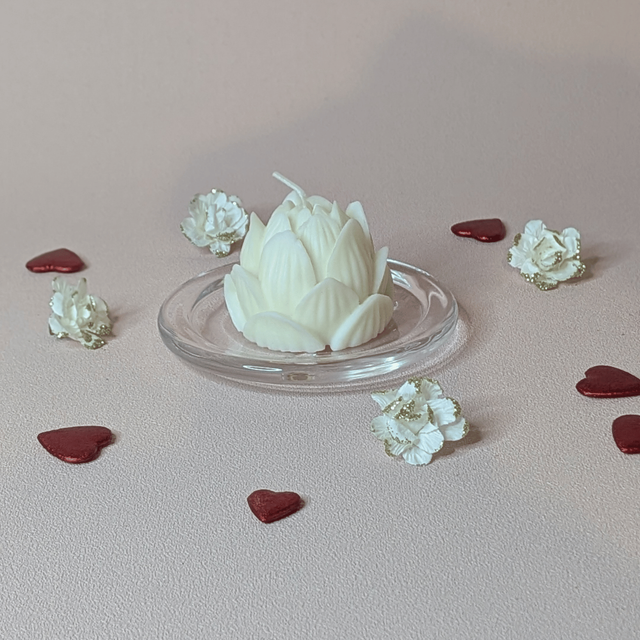 🕯️ Bougie moulée Lotus 60g – Musc Blanc