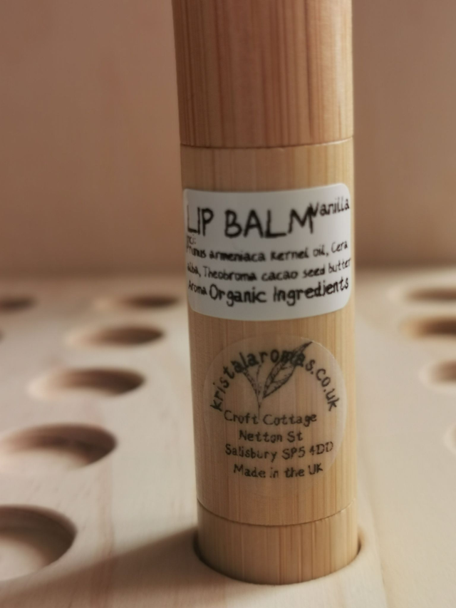 Lip Balm Vanilla. (Organic Ingredients). 5g