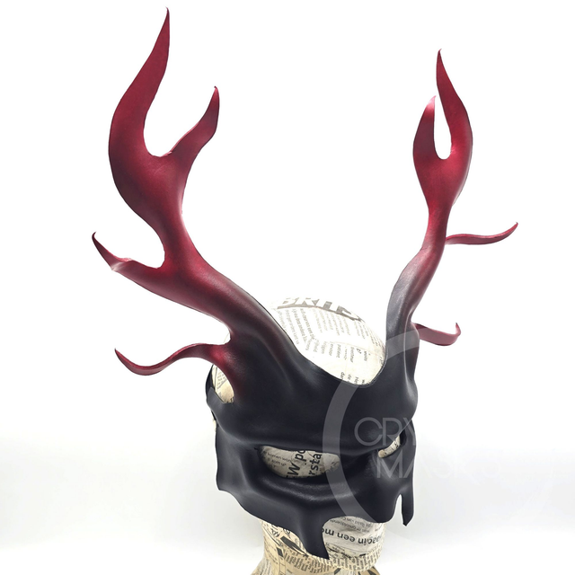 Black Leather Stag, red Antlers