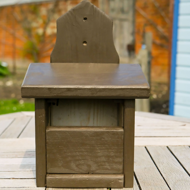 Robin Nesting Box