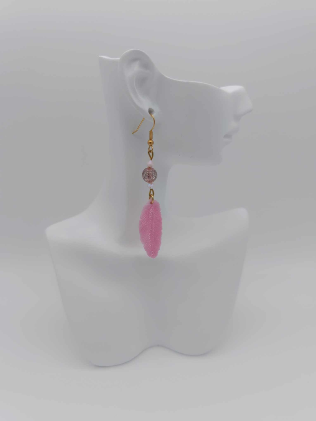 Boucles d&#039;oreilles en porcelaine froide Grandes plumes avec perles Swarovski