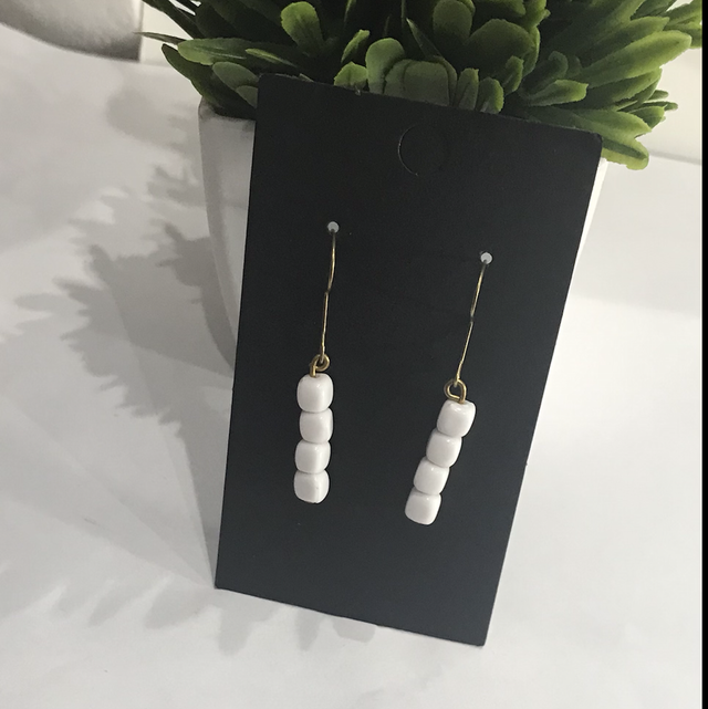 White Dangling Earrings- WDE07